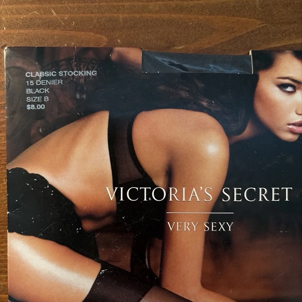 NEW Victoria's Secret Classic Stocking 15 Denier Size B Black Nylon / Spandex - Picture 2 of 4